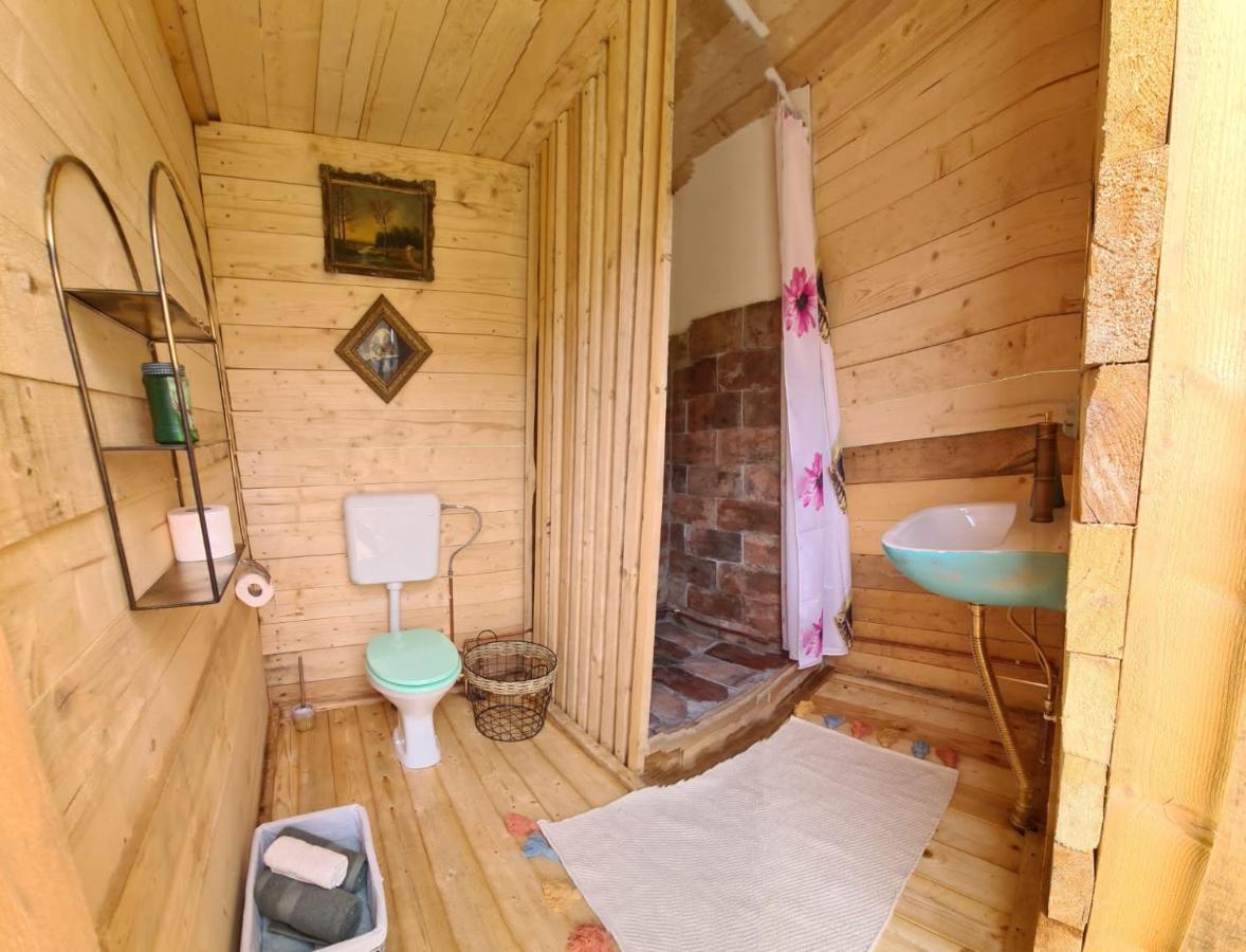 Hotel The Hunters Glamping à Ciudanovita Extérieur photo
